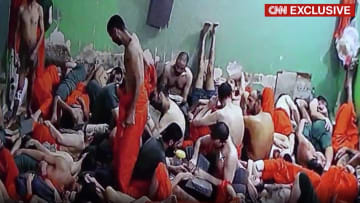 مع إخفاء خبر مقتل البغدادي تحسبا لردة فعل.. CNN في سجن داعش