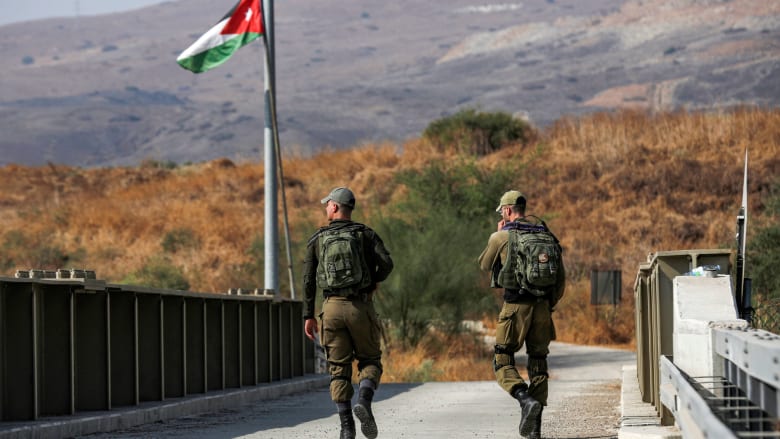 إسرائيل تطلق سراح الأردنيين المحتجزين لديها 