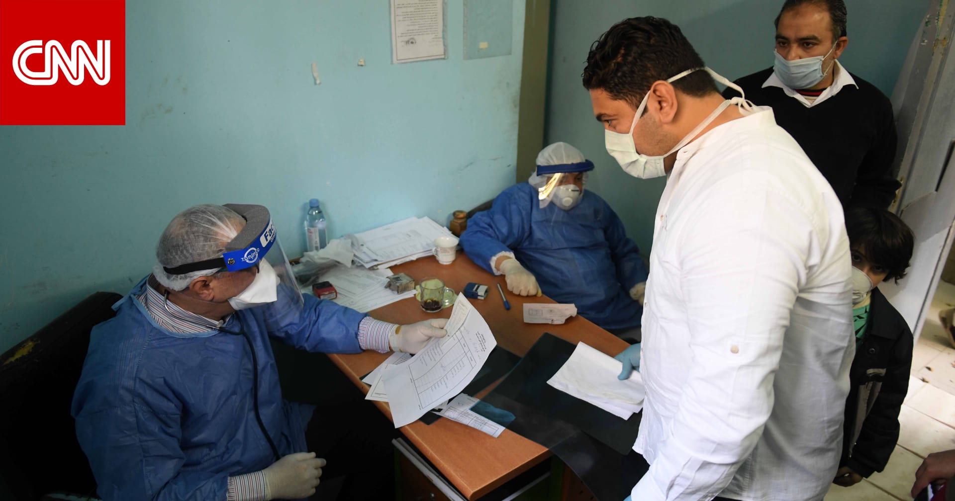 مصر تبدأ حقن مصابي فيروس كورونا ببلازما المتعافين لعلاج الحالات الحرجة - CNN Arabic